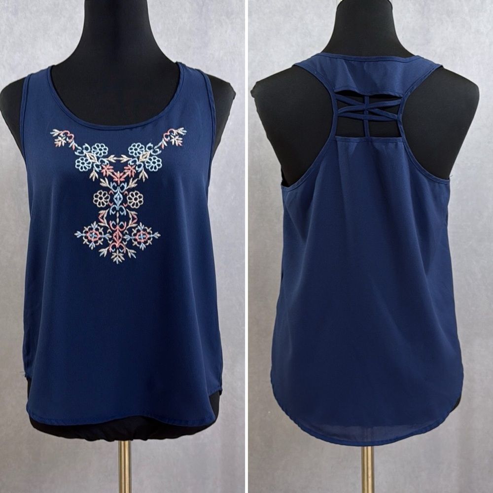 NWOT Yahada Embroidered Tank Top